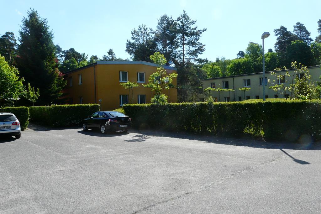 Burg Stargard Hotel Kreuzbruchhof מראה חיצוני תמונה